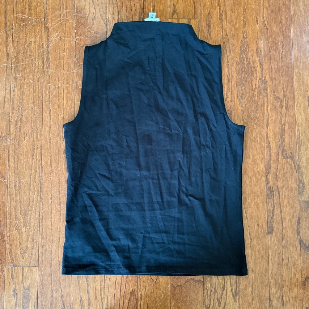 Sleeveless Black Mock Neck Top - Picture 4 of 4